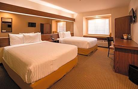 Queen Room with Two Queen Beds - Disability Access/Non-Smoking