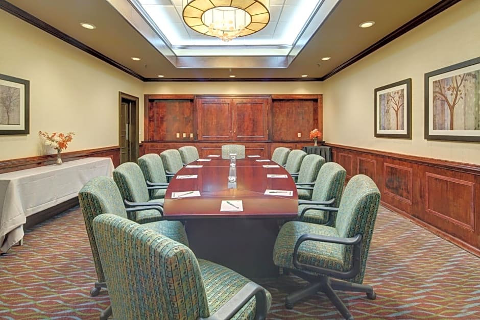 Holiday Inn Staunton Conference Center By IHG