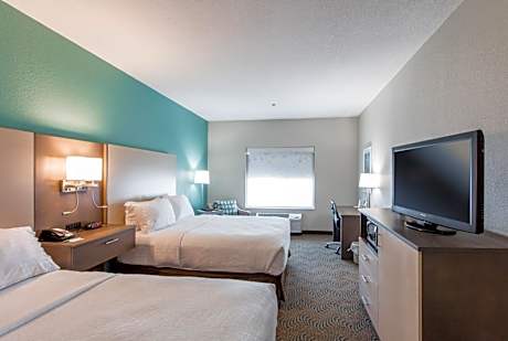 Standard Queen Room with Two Queen Beds