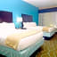 Holiday Inn Express Hotels & Suites Cuero