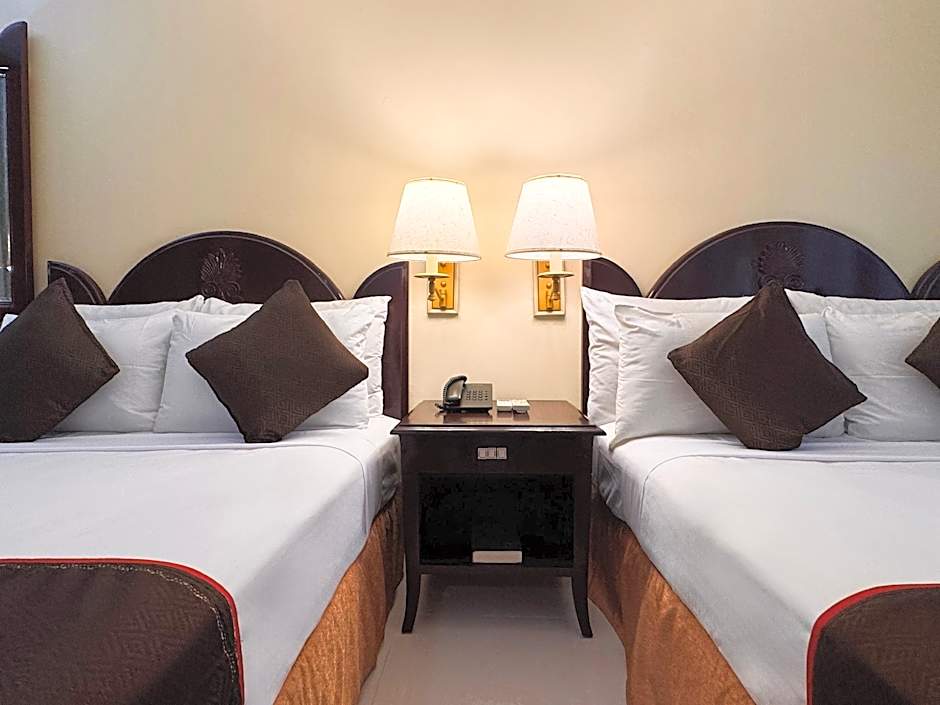 Palladium Suites Hotel
