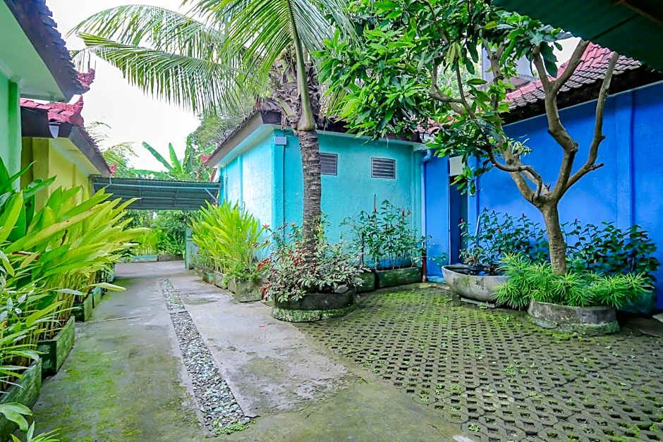 OYO Life 90301 Hidden Village Uluwatu