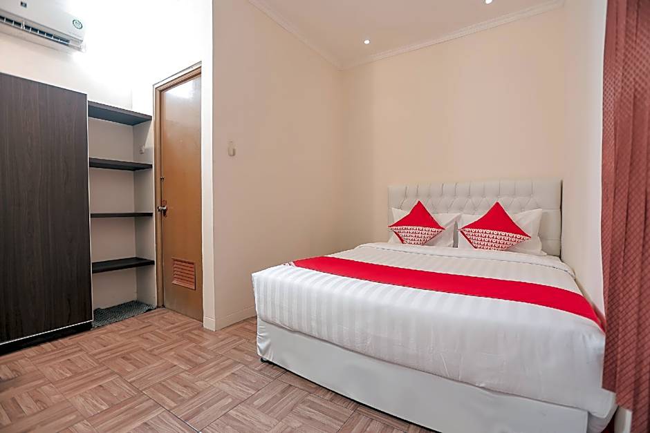 OYO 141 Fatmawati Cozy Residence