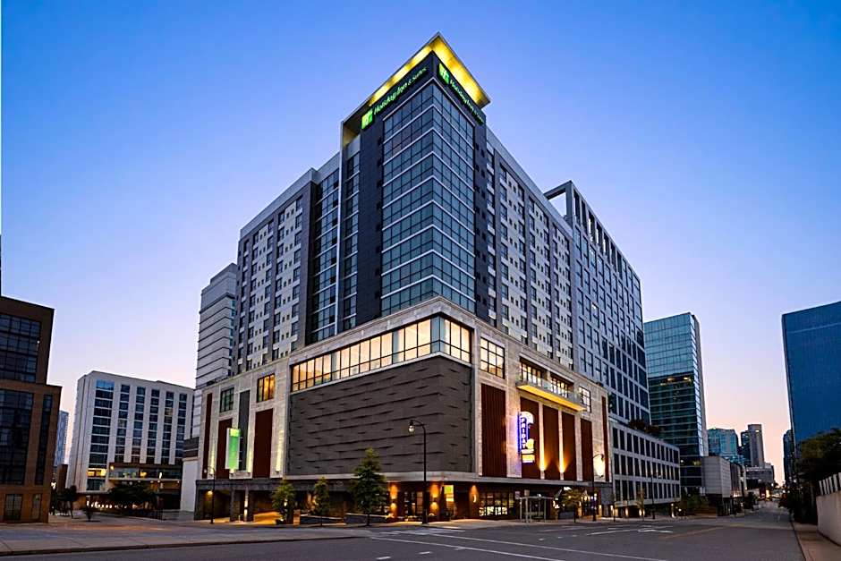 Photo 1 of 50 of Holiday Inn & Suites Nashville Downtown - Broadway by IHG