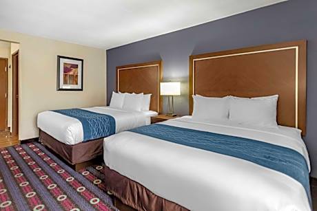 Queen Room with Two Queen Beds - Non-Smoking