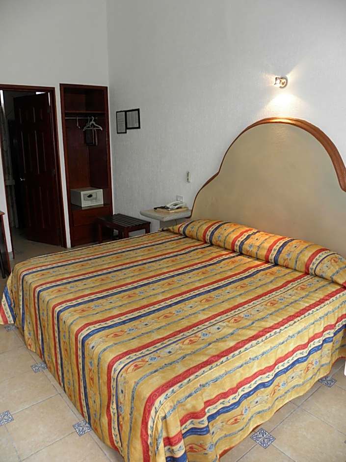 Hotel Fenix