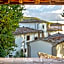 ISA-Farmhouse with swimming-pool in Chianti-area in the middle of Tuscan nature
