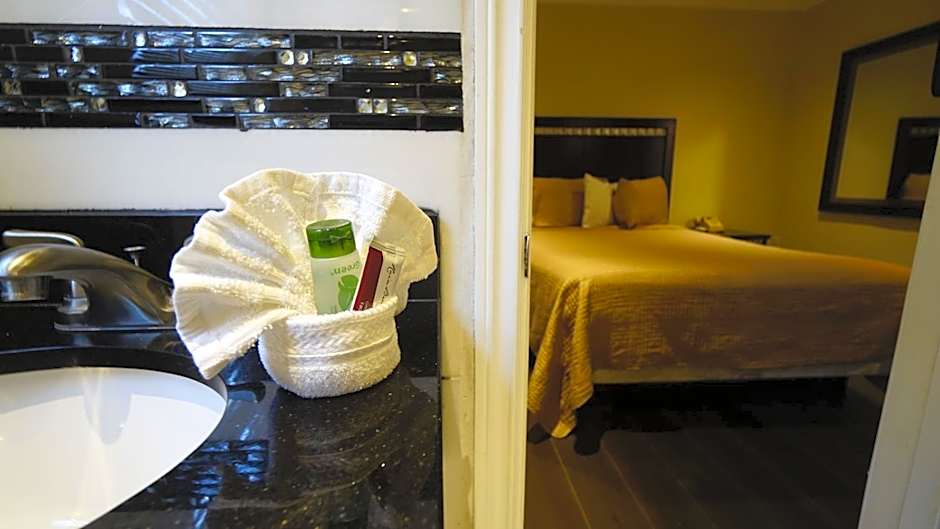 Trylon Hotel - Hollywood