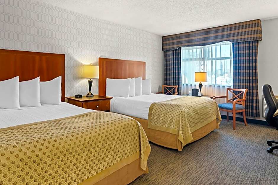 Best Western Plus Langley Inn