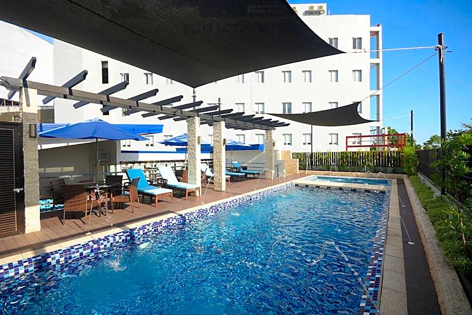 Blue Lotus Hotel