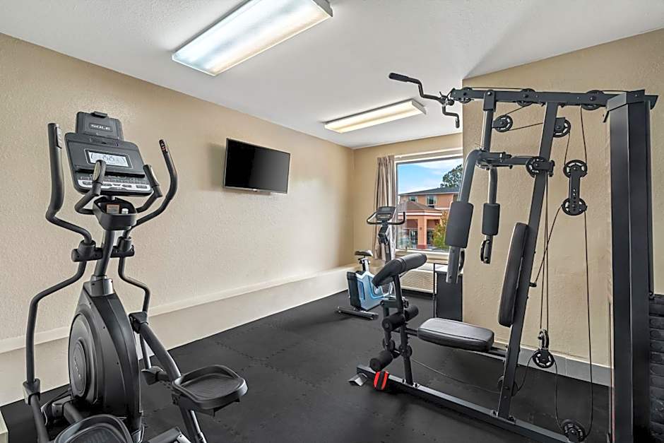 Quality Inn & Suites Biloxi - Ocean Springs