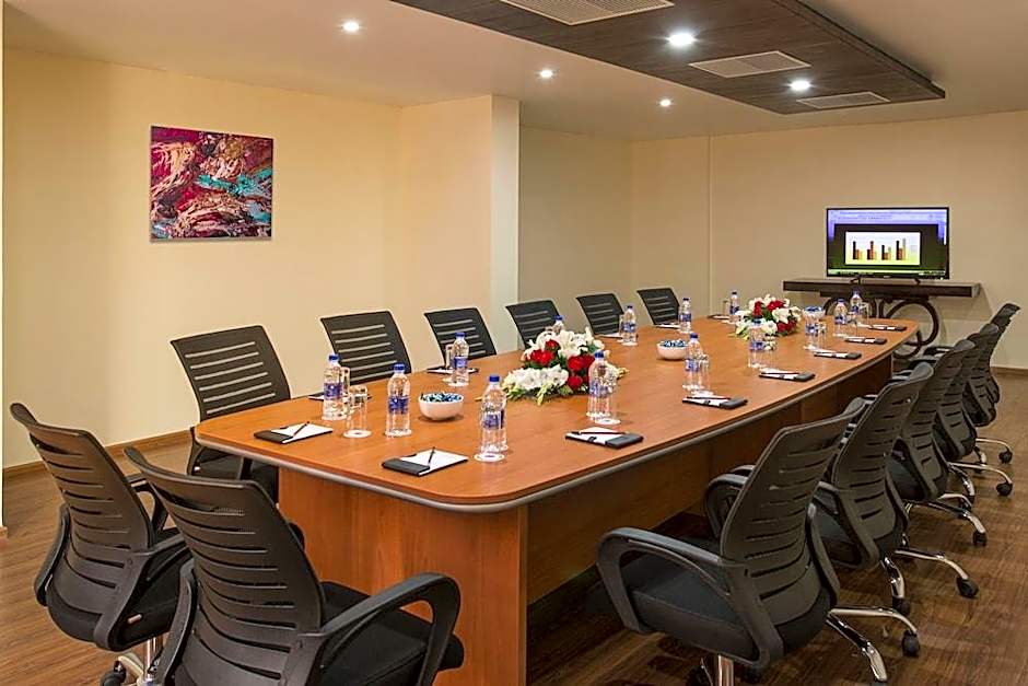 Clarks Inn Suites, Katra
