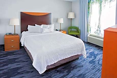 1 Queen Bed Non-Smoking
