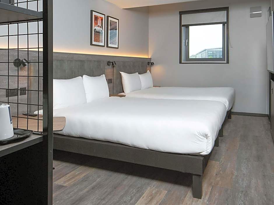 ibis Styles London Gatwick Airport