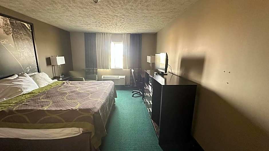 Burgundy Inn & Suites By OYO El Paso