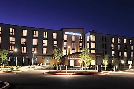 Cedartree Hotel Portland Hillsboro