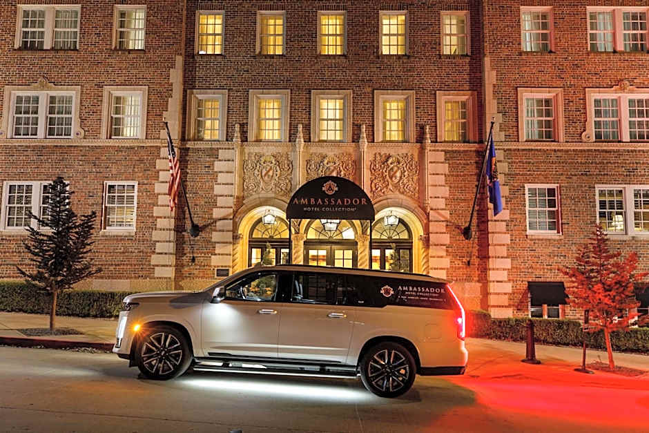 Ambassador Hotel Tulsa, Autograph Collection by Marriott