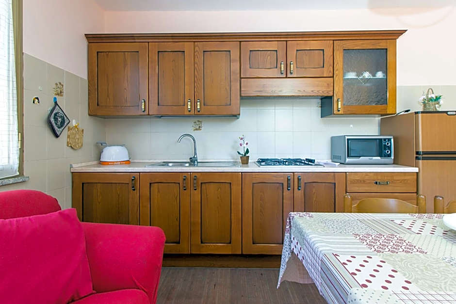 Appartamenti in Villa con ampio giardino esterno