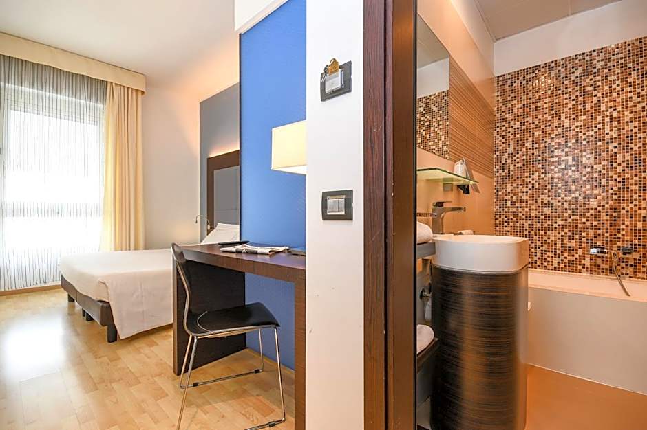 Hotel City