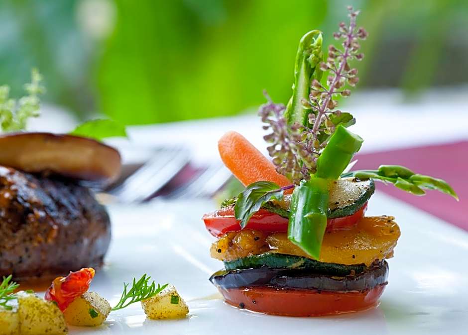 Dhevatara Beach Hotel