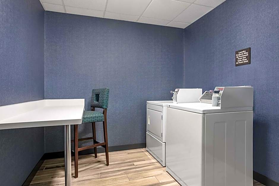 Hampton Inn By Hilton & Suites Muncie