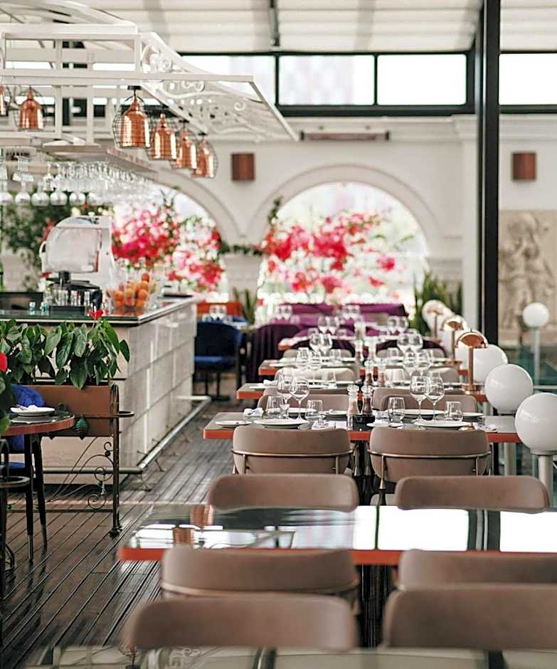 Xheko Imperial Luxury Hotel & SPA