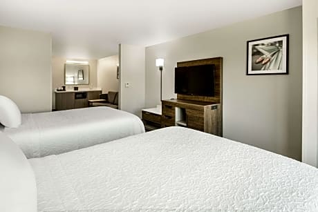 1 King Mobility Access Roll In Shower Nosmok