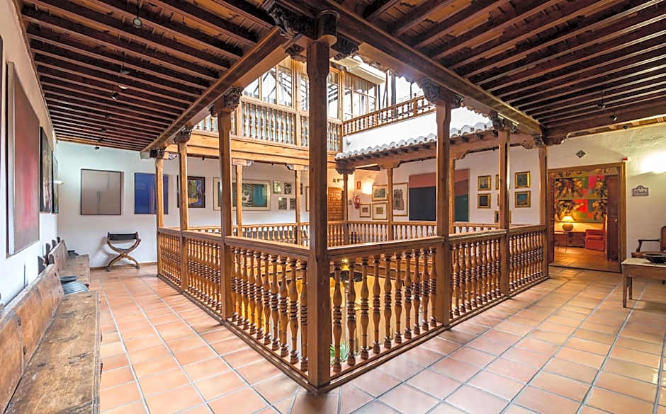 Palacio De Santa Ines