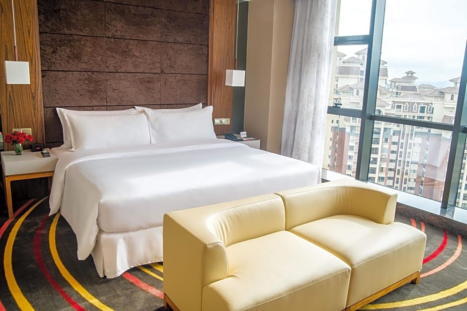 Ramada Plaza Huizhou East