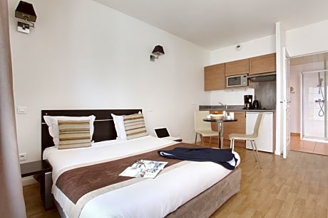 Standard Studio (2 Adults)