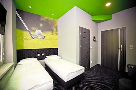 Quadruple Room with Private Bathroom