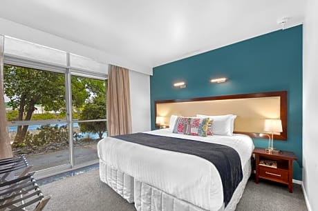 Riverfront Ground Floor One-Bedroom Suite