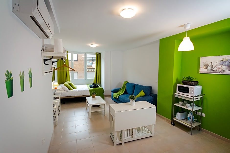 Holidays2Malaga Studios Mena