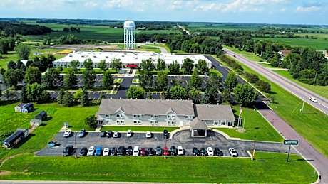 GrandStay Hotel and Suite Waseca