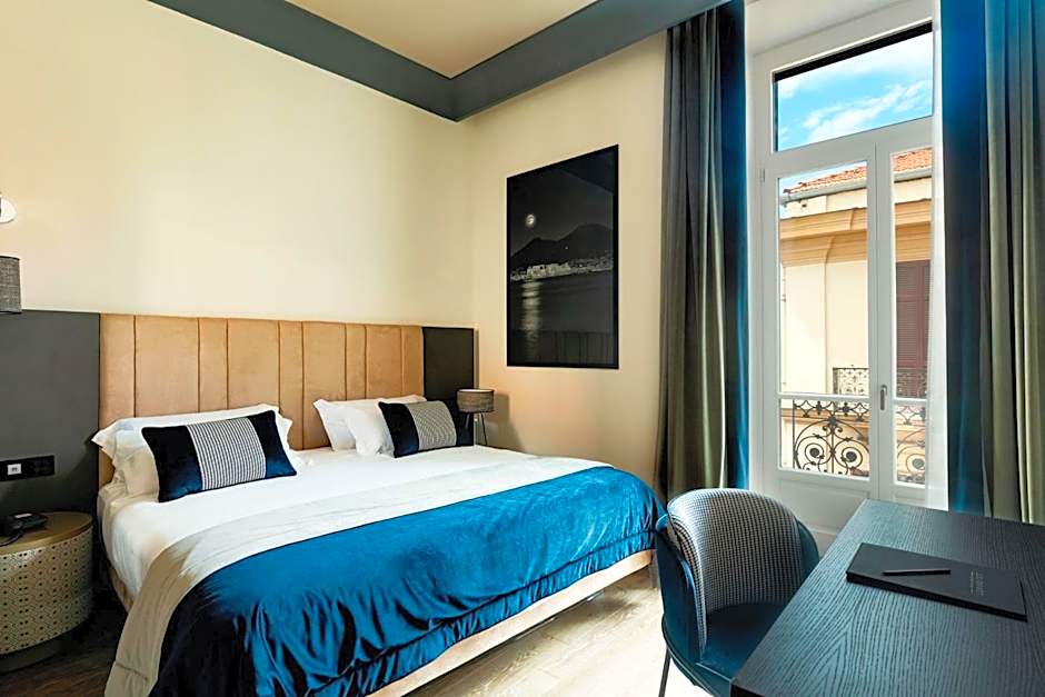 Amadomus Luxury Suites