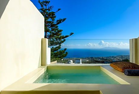 SUITE SEA VIEW WITH OUTDOOR HEATED JACUZZI