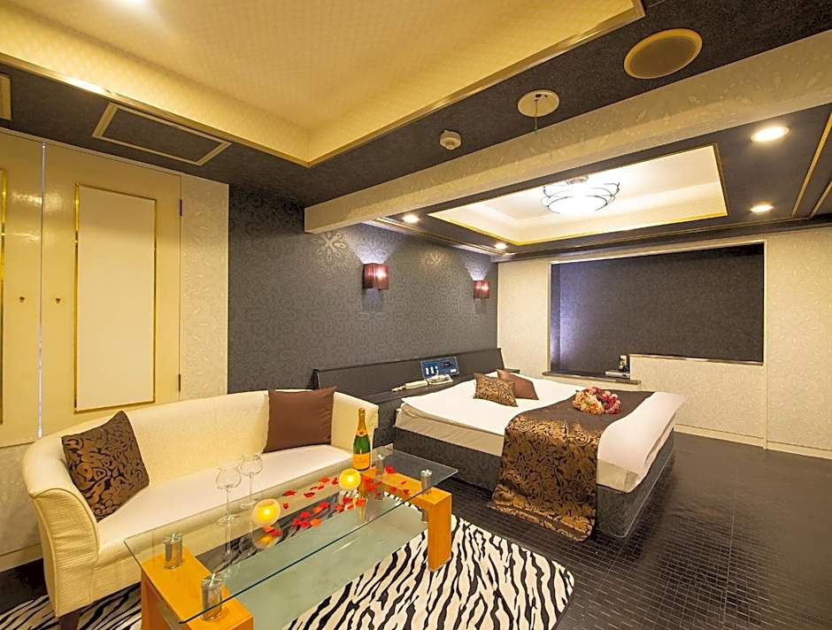 Hotel Gee (Adult Only)