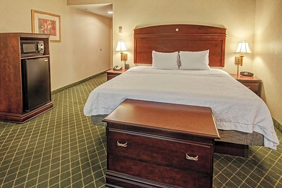 Hampton Inn By Hilton Cambridge, OH