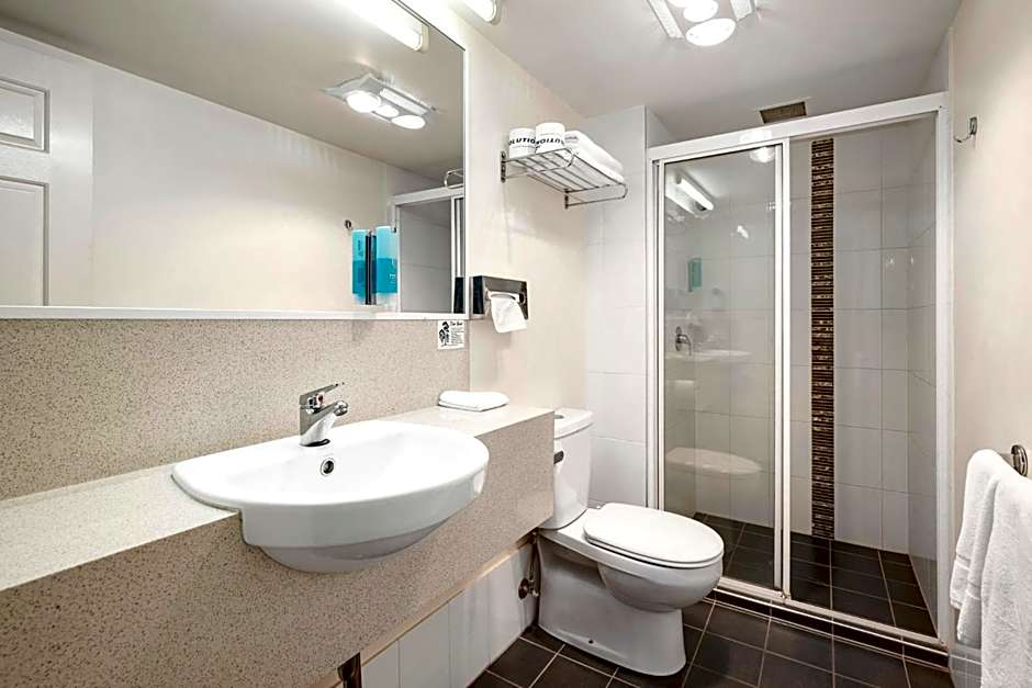 Pegasus Motor Inn and Serviced Apartments