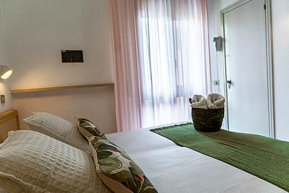 Hotel Cola Frontemare