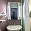 B&B HOTEL Poitiers 1 Futuroscope