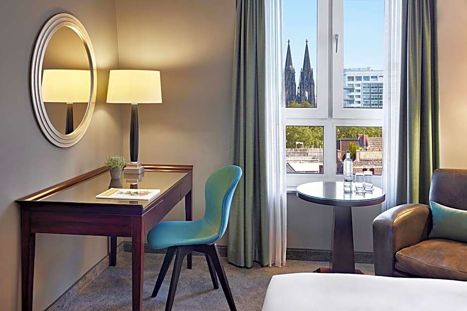 Lindner Hotel Cologne City Plaza, part of JdV by Hyatt