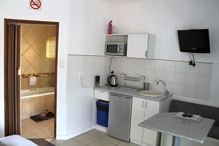 Lazy Gecko Accommodation