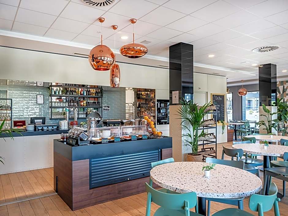 B&B HOTEL Zürich Airport