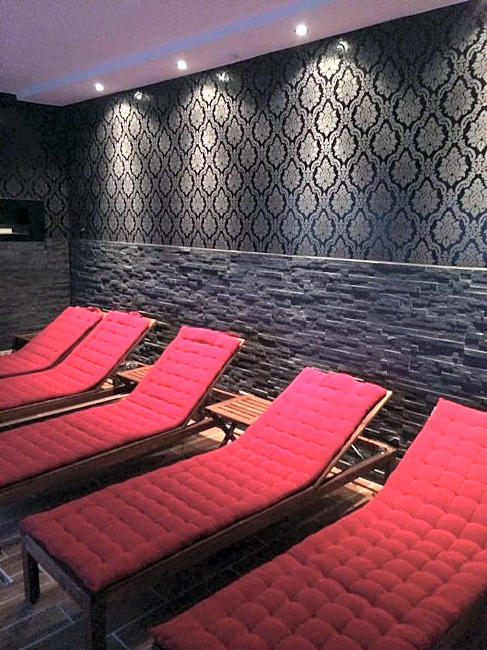 Balthasar Neumann Speiserei & Gästehaus - Zentrum Brühl -E-Ladestation, nähe Phantasialand