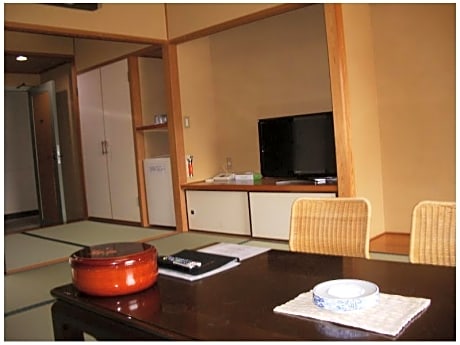 Japanese-style Room (No Private Bath) (10 tatami + 3-tatami Fumikomi) (Sleeps 1) With Breakfast & Dinner