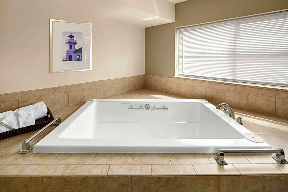 Executive Residency by Best Western Navigator Inn & Suites 
