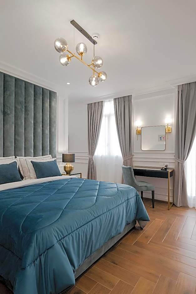 Praxitelous Luxury suites