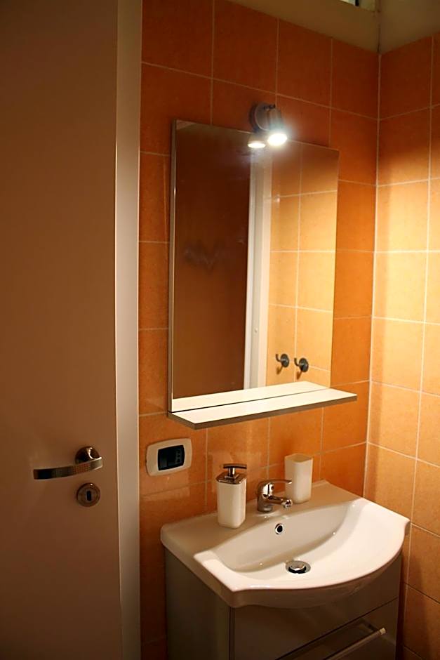 Al 68 Di Piazza Cavour