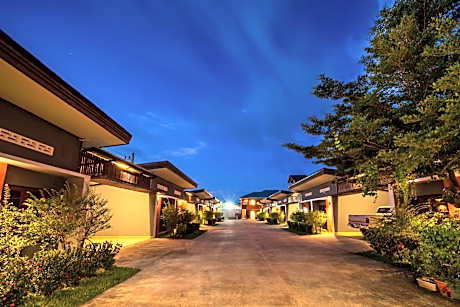 Thebedkolok resort